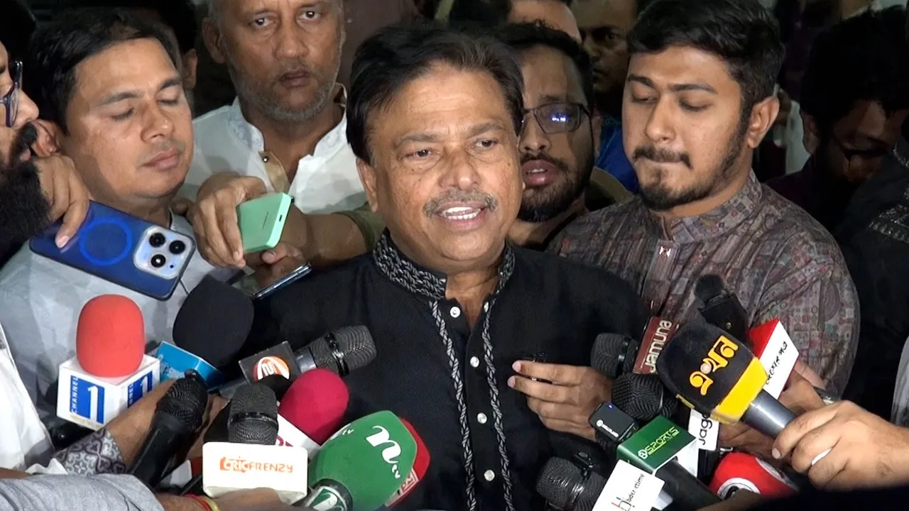 বিসিবি-সাংবাদিক দ্বন্দ্ব কি মিটছে? মুখ খুললেন ফারুক