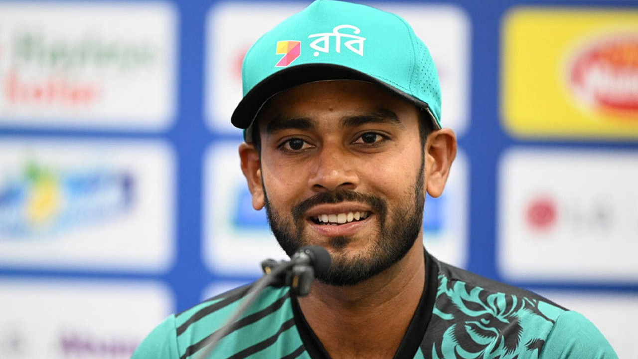 বিপিএলের বকেয়া পেল ২ দল, টাকা পেয়ে যা বললেন মিরাজ