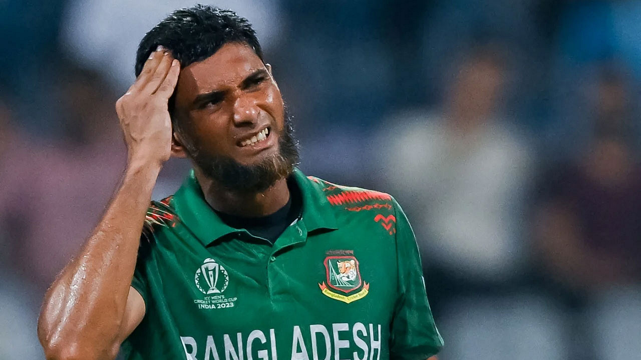 কোচকে হারিয়ে কাঁদছেন মাহমুদউল্লাহ, আবেগঘন বার্তা রিয়াদের