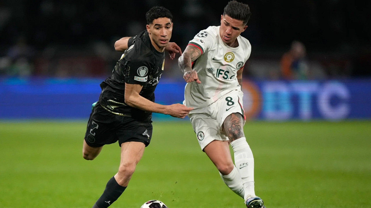 পিএসজির কাছে চেলসির বড় হার, কপাল জোরে ড্র করল আর্সেনাল