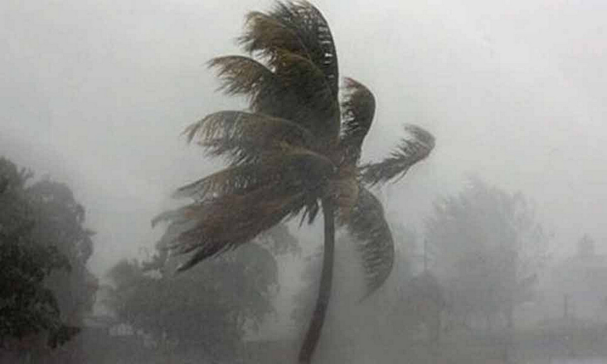 ঈদের দিন ৫ বিভাগে কালবৈশাখীর তাণ্ডব: আবহাওয়ার দুঃসংবাদ