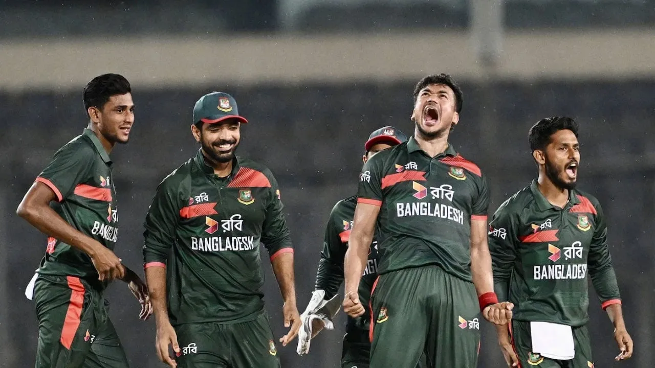 ‘এটিই আমাদের বাড়ি’: ড্রেসিংরুম নিয়ে আবেগি তাসকিনরা