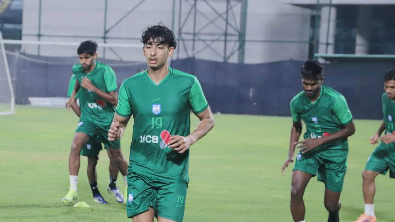 মোরসালিনকে নিয়ে বড় সুখবর, সিঙ্গাপুরে জামালের ‘হংকং কৌশল’