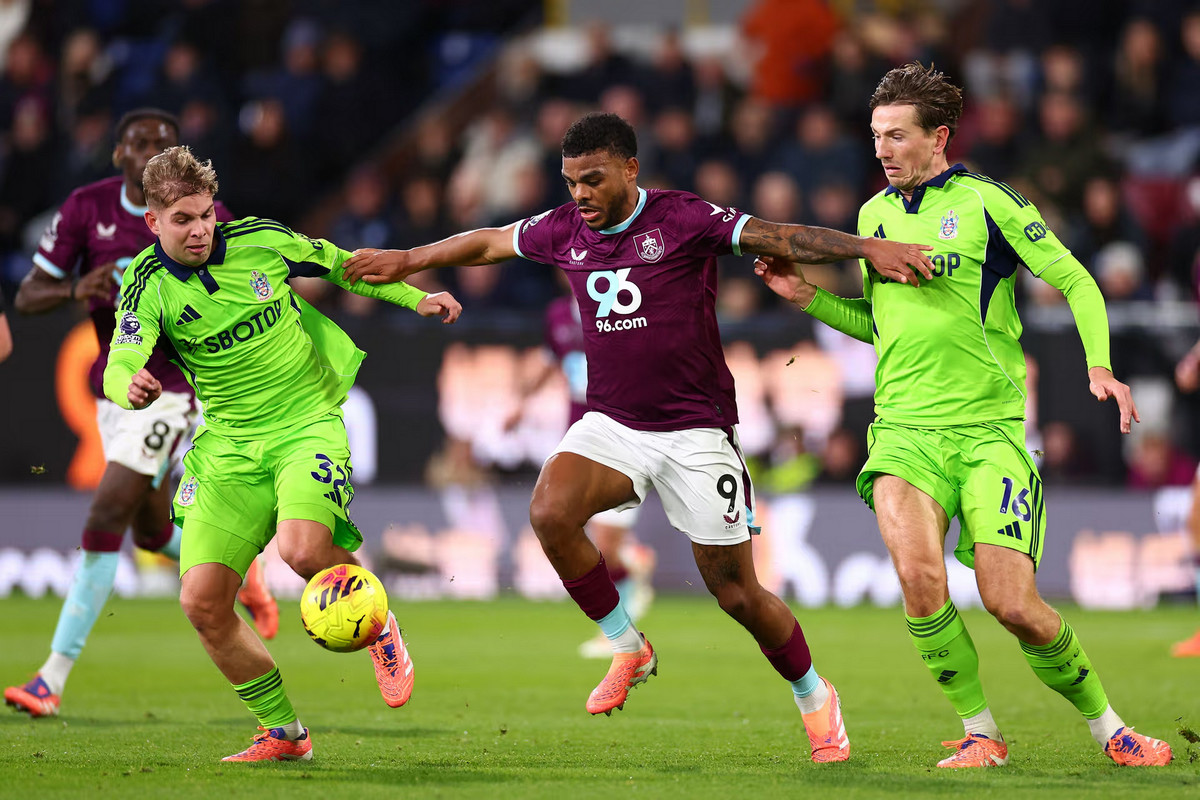 আজ ফুলহ্যাম বনাম বার্নলি ম্যাচ: প্রিভিউ, ইনজুরি আপডেট ও সম্ভাব্য একাদশ