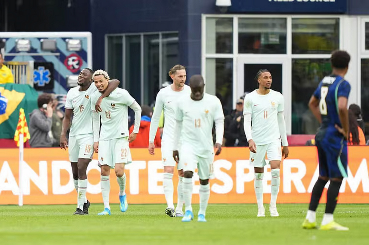 ব্রাজিল বনাম ফ্রান্স ম্যাচ: চরম উত্তেজনায় ৯০ মিনিটের খেলা শেষ, জানুন ফলাফল