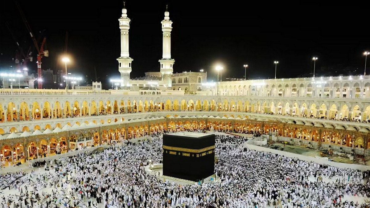 হজ ভিসা: কঠোর বার্তা সৌদি মন্ত্রণালয়ের