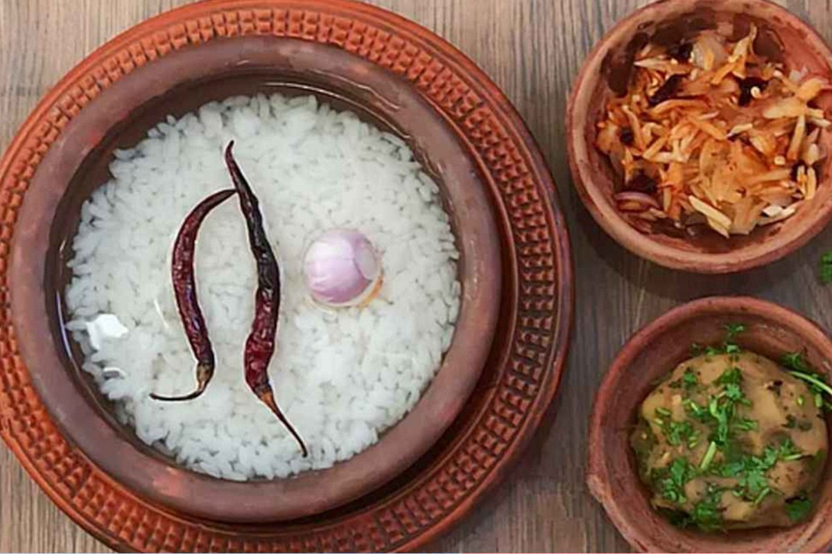 গরমে পান্তা ভাতের ১০ উপকারিতা ও পুষ্টিগুণ