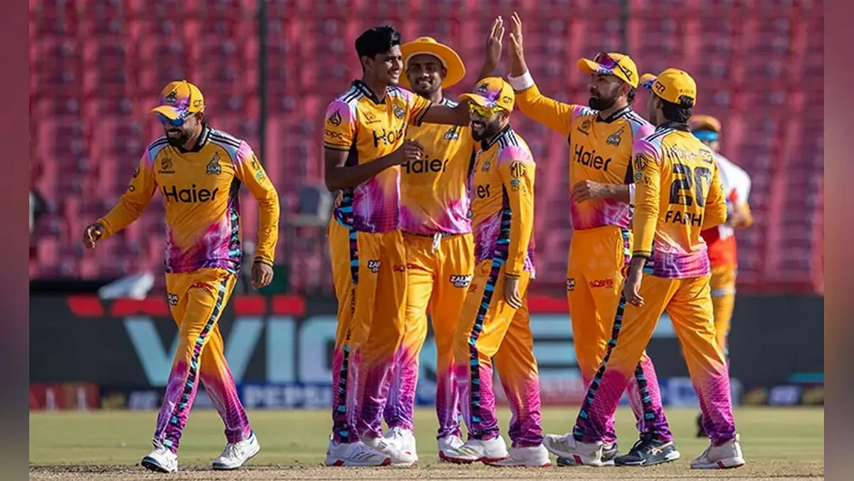 আজকের খেলার সময়সূচি: হায়দরাবাদ বনাম পেশোয়ার