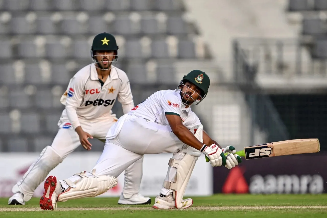 চলছে বাংলাদেশ বনাম পাকিস্তান দ্বিতীয় টেস্ট ম্যাচ: সরাসরি দেখুন এখানে