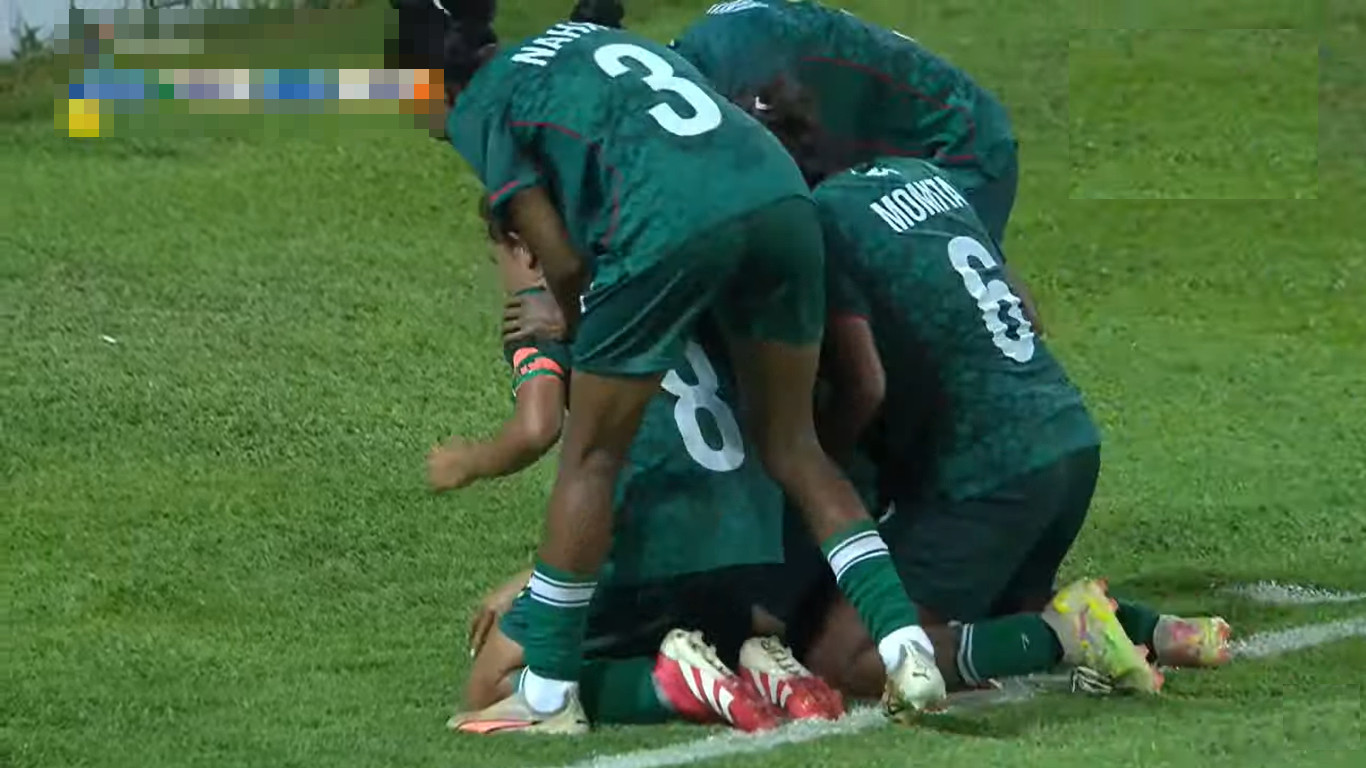 বাংলাদেশ বনাম ভারত সাফ ফাইনাল লাইভ: দ্বিতীয়ার্ধের শুরুতেই গোল, দেখুন Live