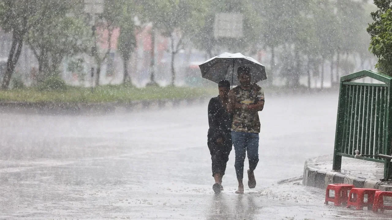 আজকের অবহাওয়ার খবর: বৃষ্টি নিয়ে নতুন পূর্বাভাস