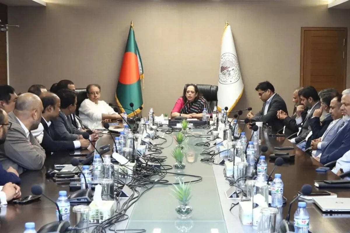 শেয়ারবাজারের সংকট কাটাতে নতুন উদ্যোগ, একগুচ্ছ প্রস্তাব