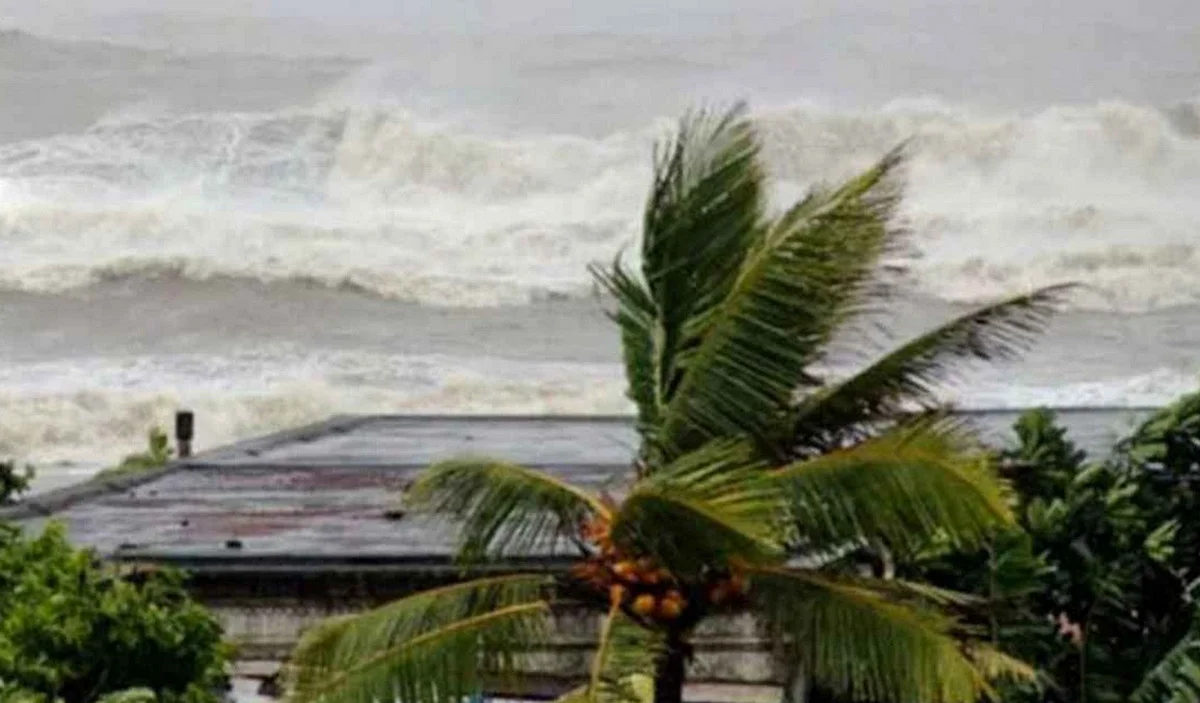 আবহাওয়ার খবর: সাগরে লঘুচাপ, ৮ নদীবন্দরে ১ নম্বর সংকেত