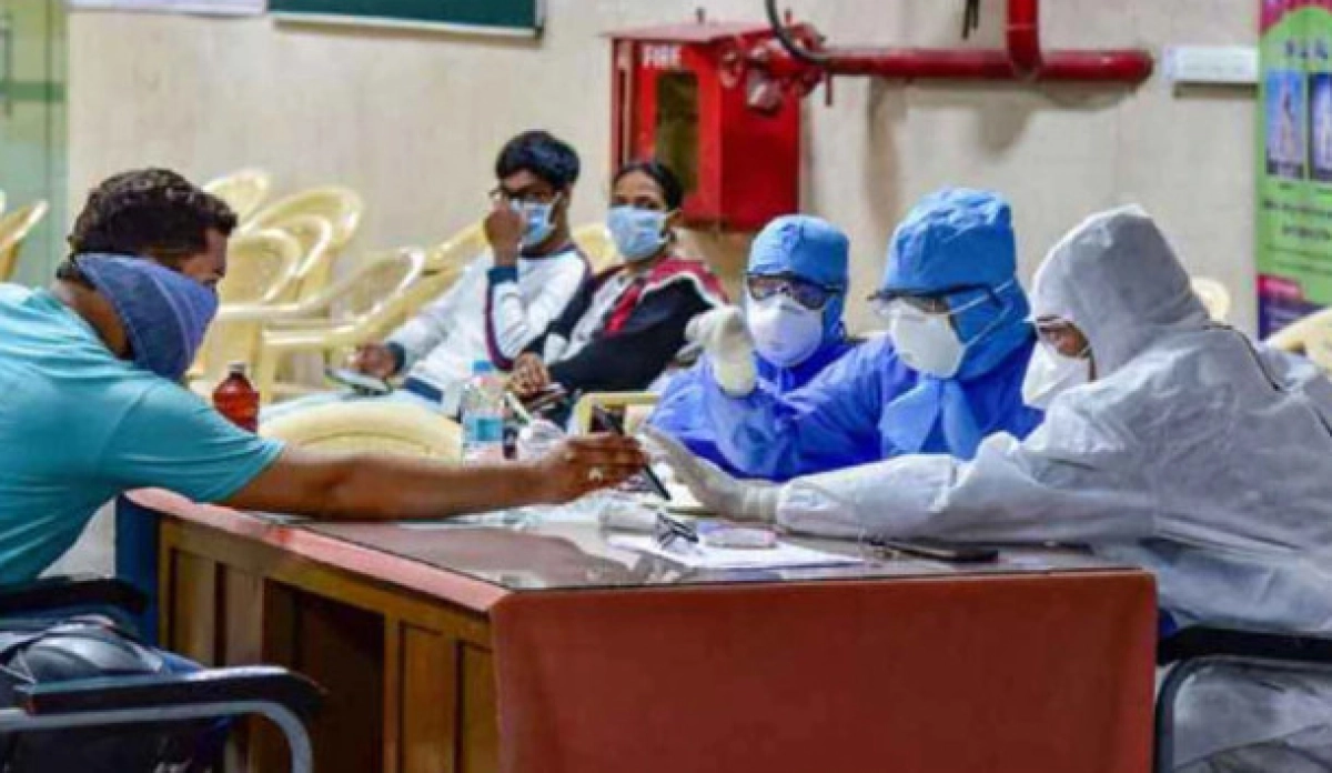 দেশে শেষ ২৪ ঘন্টায় করোনায় আক্রান্ত ও মৃত্যুর সংখ্যা প্রকাশ