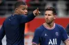 মেসির চেয়েও এমবাপেকে বেশি বেতন দিতে চায় পিএসজি