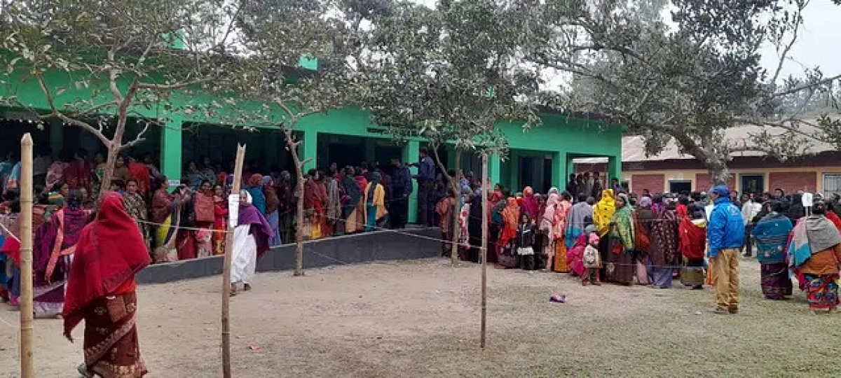 ৬ আসনের উপনির্বাচন: সিইসির অনুমান ১৫ থেকে ২৫% ভোট পড়েছে