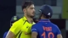 ব্যাট করার সময় অবিশ্বাস্য কান্ড করে বসলেন কোহলি