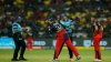 যে কারণে ওভারের মাঝে হার্ষালকে বোলিং করতে দিলেন না আম্পায়াররা