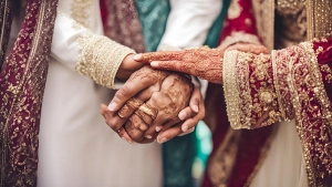 ইসলাম যে ১৫ শ্রেণির নারীকে বিয়ে করতে নিষেধ করেছে