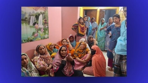 উত্ত্যক্তের প্রতিবাদে প্রাণ গেল বাবার, সাহস নিয়ে পরীক্ষা দিল মেয়ে