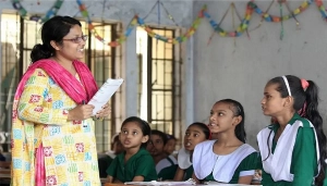 সুখবর পেলেন শিক্ষকরা: সরকারী পদমর্যাদা বাড়লো