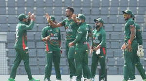 আজ টিভিতে বাংলাদেশের ম্যাচ রাতে কলকাতা, পিএসজি ও আর্সেনাল