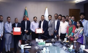 ঢাকা স্টক এক্সচেঞ্জে দুই ব্রোকারেজ হাউজ পেল ফিক্স সার্টিফিকেশন