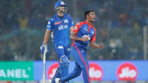 দিল্লি ক্যাপিটালসের সঙ্গে মুস্তাফিজের চুক্তি, ম্যাচপ্রতি আয় ৩ কোটি