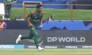 মুস্তাফিজের ৩০০ ডট বলের বিশ্বরেকর্ড
