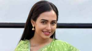 গ্রেপ্তার হয়ে ডিবিতে নুসরাত ফারিয়া