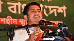 ‘এই হাইকোর্টের দরকার কী?’– সারজিসের স্ট্যাটাস ঘিরে তোলপাড়