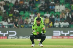 ম্যাচের ভাগ্য পরিবর্তন করে দিলেন রিশাদ — তার অসাধারণ বোলিং