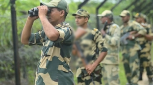 খাদলা সীমান্তে বিএসএফের গুলিতে দুই বাংলাদেশি যুবক আহত