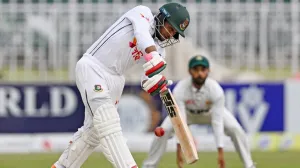 ব্যাটিংয়ে বাংলাদেশ