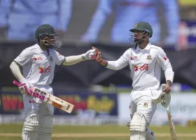 বাংলাদেশ বনাম শ্রীলঙ্কা: দ্বিতীয় দিন শেষে রানের পাহাড়ে বাংলাদেশ