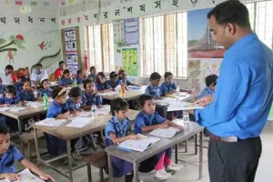 সরকারি প্রাথমিক বিদ্যালয়ের শিক্ষকদের জন্য কড়া সতর্কবার্তা
