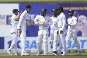 শ্রীলঙ্কা বনাম বাংলাদেশ: অল-আউট শ্রীলঙ্কা, লিড পেল বাংলাদেশ