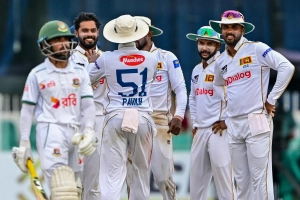 বাংলাদেশ বনাম শ্রীলঙ্কা: দ্বিতীয় টেস্টের তৃতীয় দিন শেষে চাপে বাংলাদেশ
