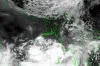 ৩ নম্বর সতর্কতা সংকেত' জারি: উত্তর-পূর্ব বঙ্গোপসাগরে ভয়ঙ্কর মেঘমালার সৃষ্টি