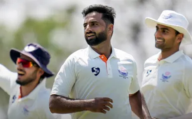 রঞ্জিতে আকিব নবির ৬০ উইকেট, জম্মু-কাশ্মিরের নতুন ইতিহাস