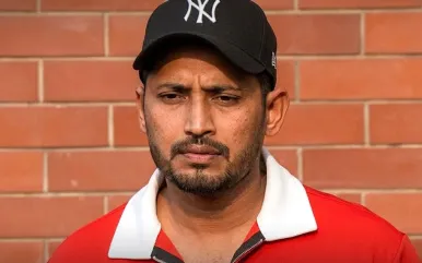 ‘প্রমাণ দেখান, আর ক্রিকেট খেলব না’: গর্জে উঠলেন বিজয়