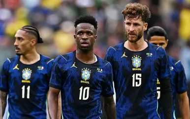 রাফিনিয়া আউট! ক্রোয়েশিয়া ম্যাচের আগে বড় বিপদে ব্রাজিল