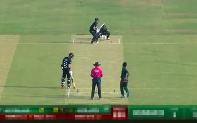 বাংলাদেশ বনাম নিউজিল্যান্ড: শুরুতেই মুস্তাফিজের আঘাত, দেখুন Live