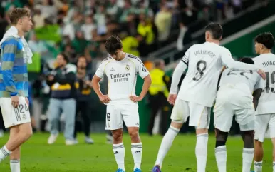 বেটিসের মাঠে রিয়ালের পয়েন্ট বিসর্জন, হাসি বার্সার