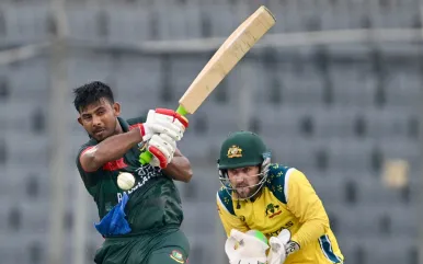 বাংলাদেশ বনাম অস্ট্রেলিয়া: বড় রানের টার্গেট দিল বাংলাদেশ